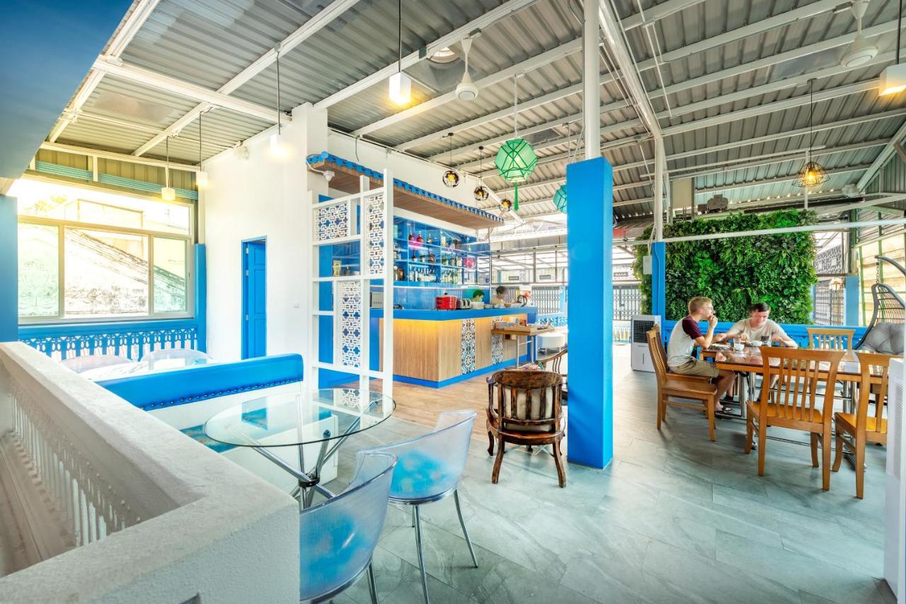 Ama Hostel Bangkok Exterior photo