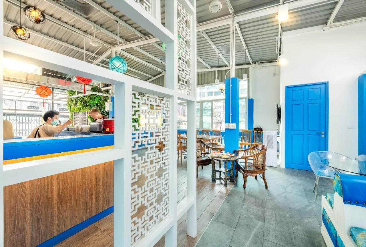 Ama Hostel Bangkok Exterior photo